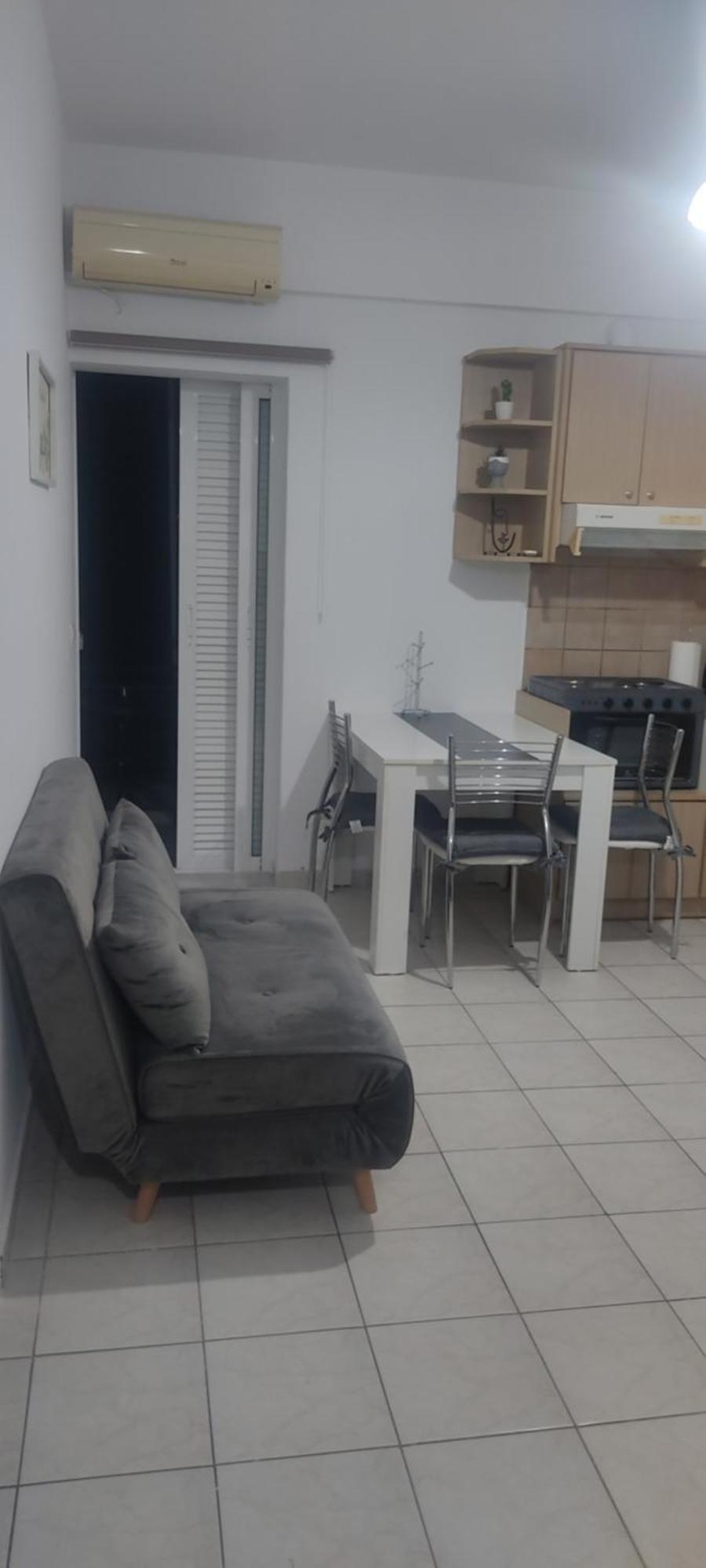 Point Apartment *
